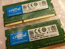 2X 2GB Memory chips 4GB   / CRUCIAL CT25664BF160B.CF8FKD 2GB DDR3L-1600 SO DIMM